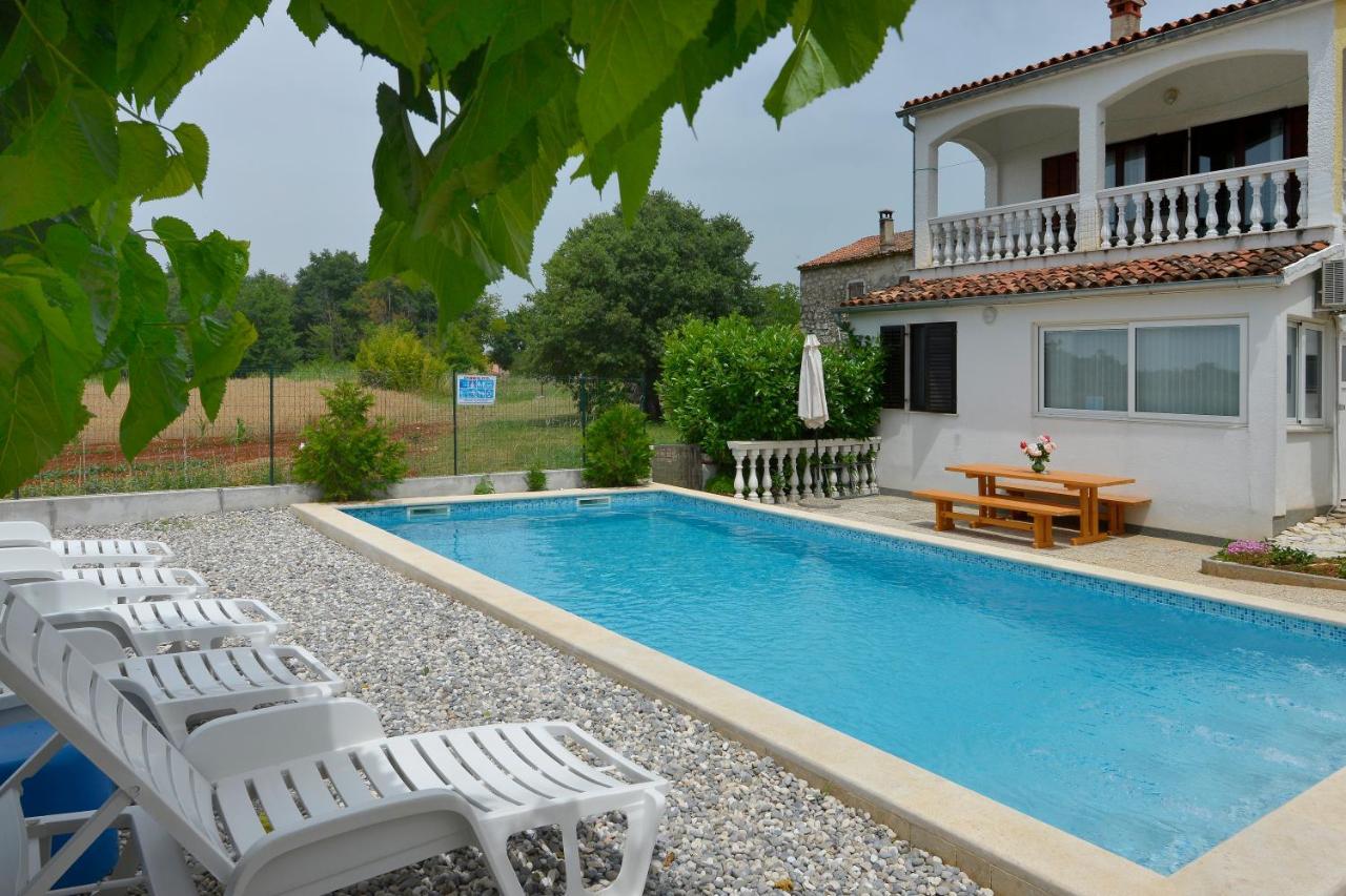 Apartments Ella Poreč Extérieur photo